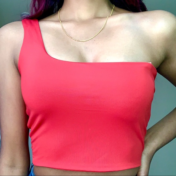 Red one shoulder crop top - Picture 4 of 4